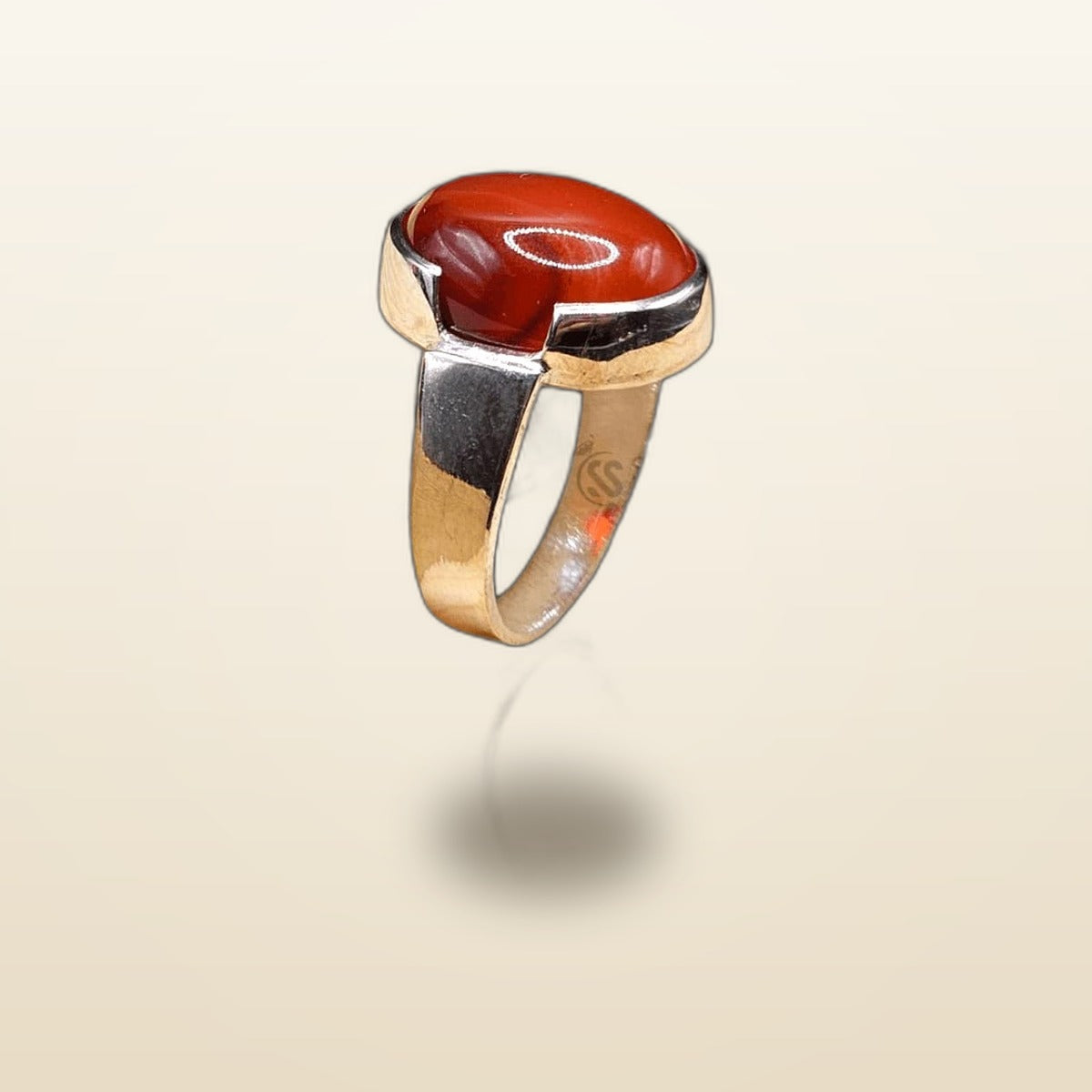 Red Aqeeq Ring – Premium Silver